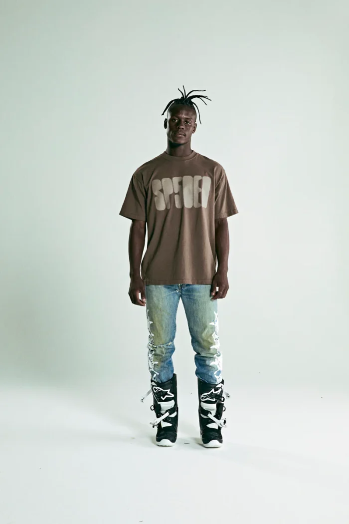 SP5DER FOCUSED LOGO BROWN TEE