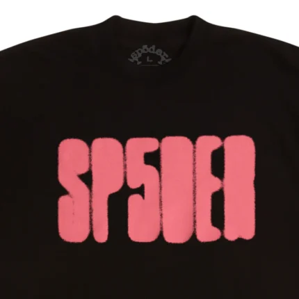 SP5DER FOCUSED LOGO TEE BLACK